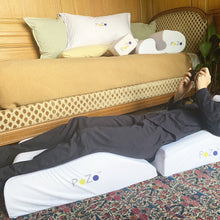 Load image into Gallery viewer, Lounge Leg-Support Pillowcase