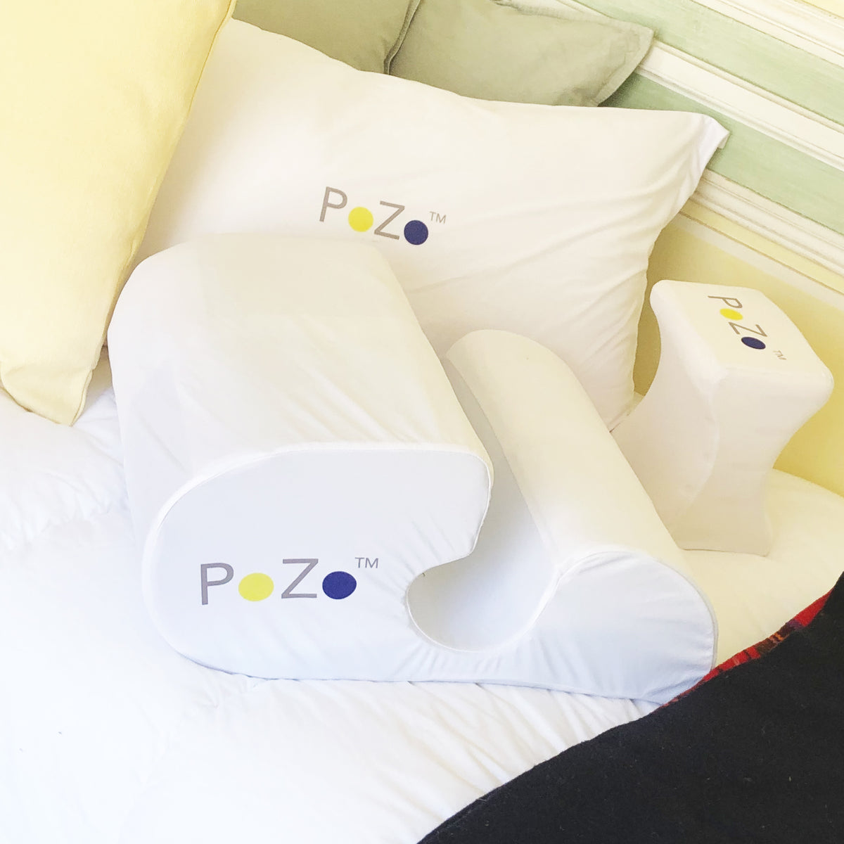 http://www.pozo.store/cdn/shop/products/side-sleep-all-pillows-1_1200x1200.jpg?v=1627573268